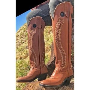 VINTAGE SANDERS Tall Cowboy Boots RARE Western Women's Tan Brown Leather 10.5